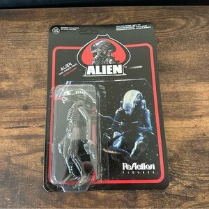 Funko Reaction - Alien Metallic Action Figure